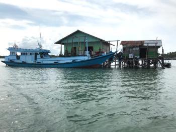A fish collection house in Tanjung Batu. Photo credit: Megan Kelso
